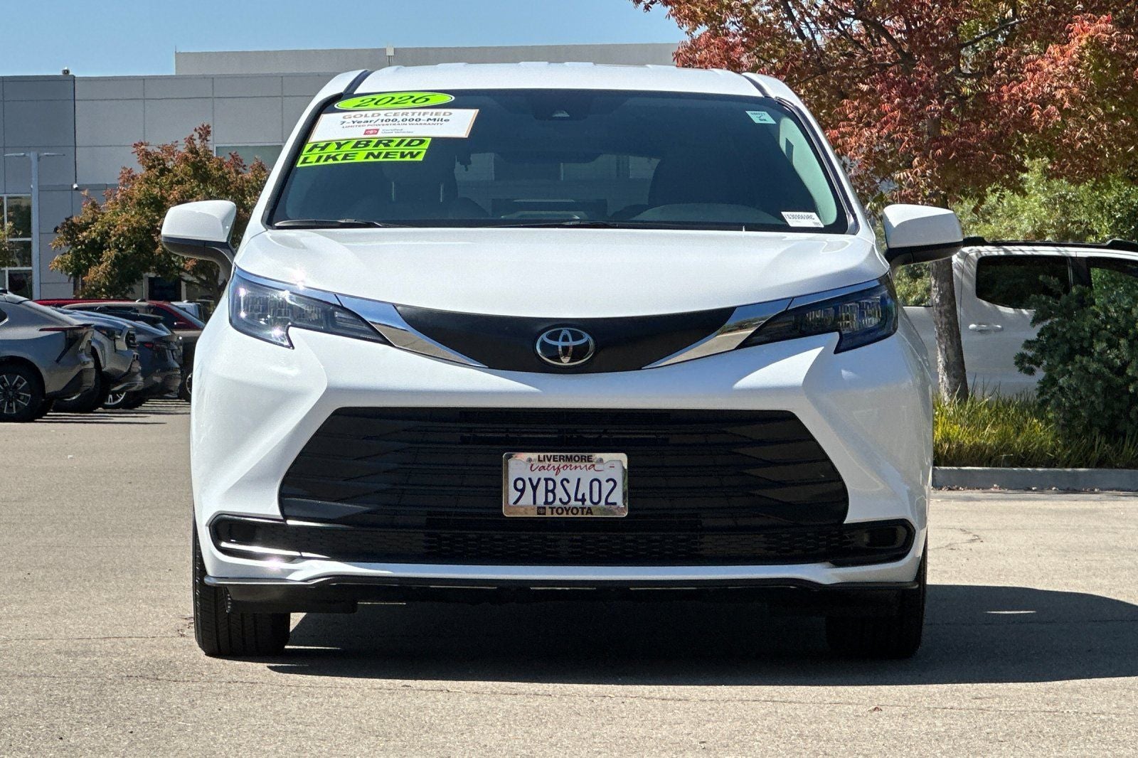 2026 Toyota Sienna LE 8 Passenger
