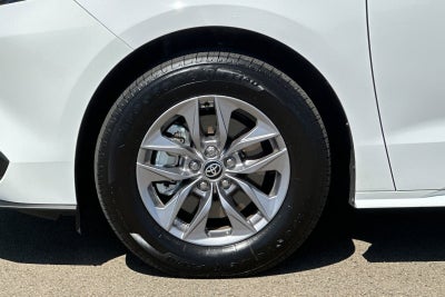 2026 Toyota Sienna LE 8 Passenger