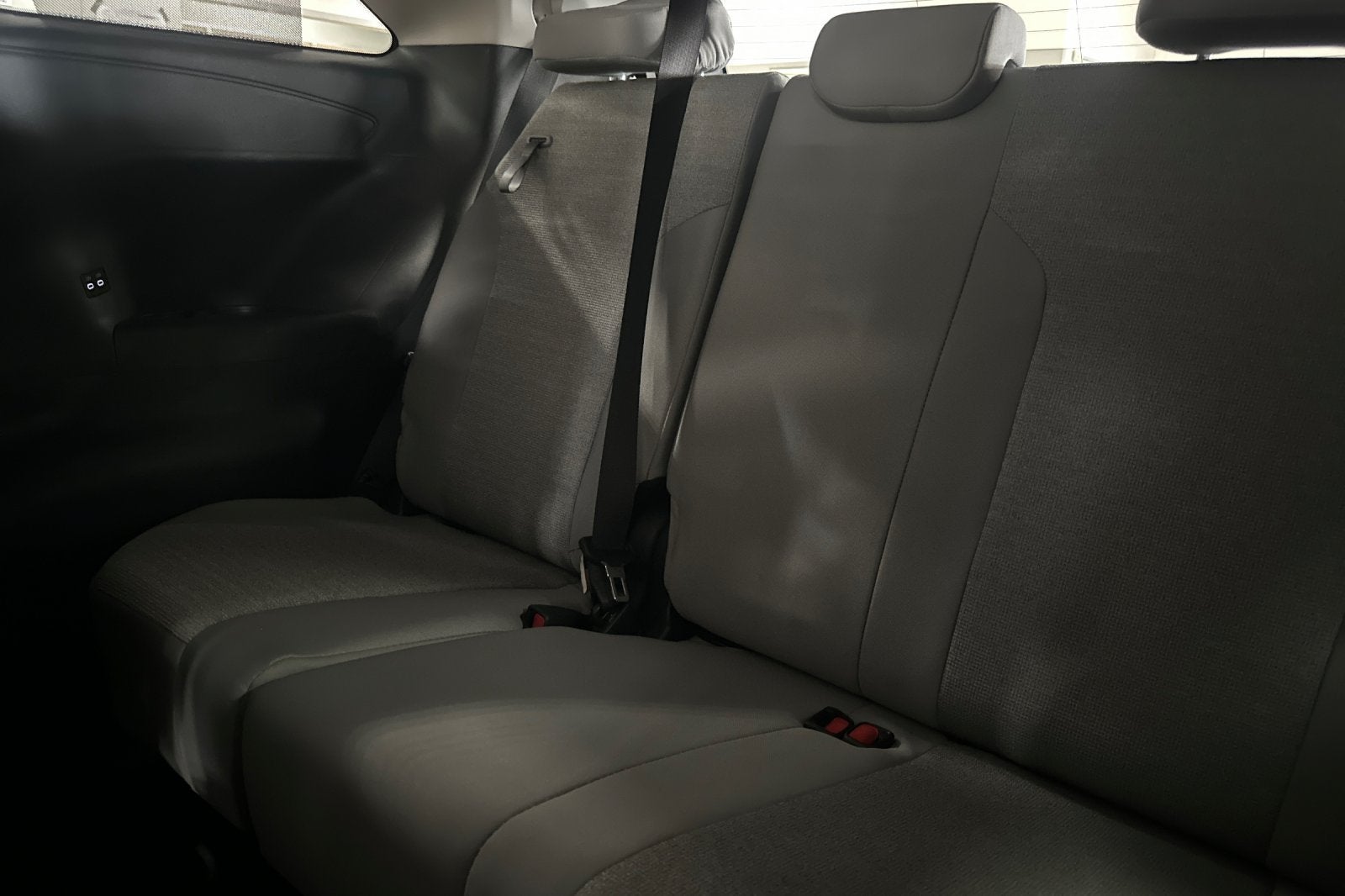 2026 Toyota Sienna LE 8 Passenger