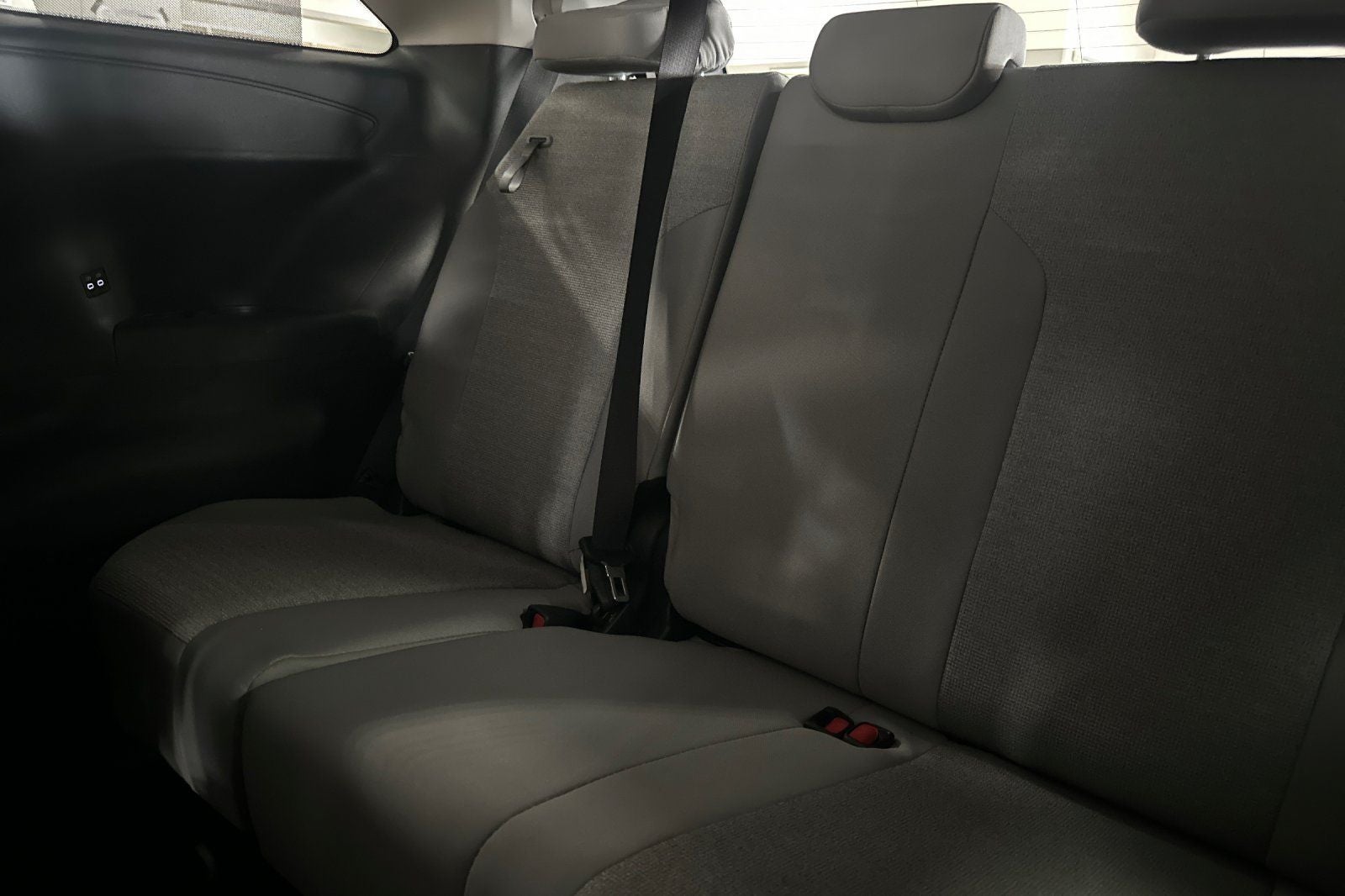 2026 Toyota Sienna LE 8 Passenger