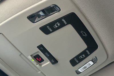 2026 Toyota Sienna LE 8 Passenger