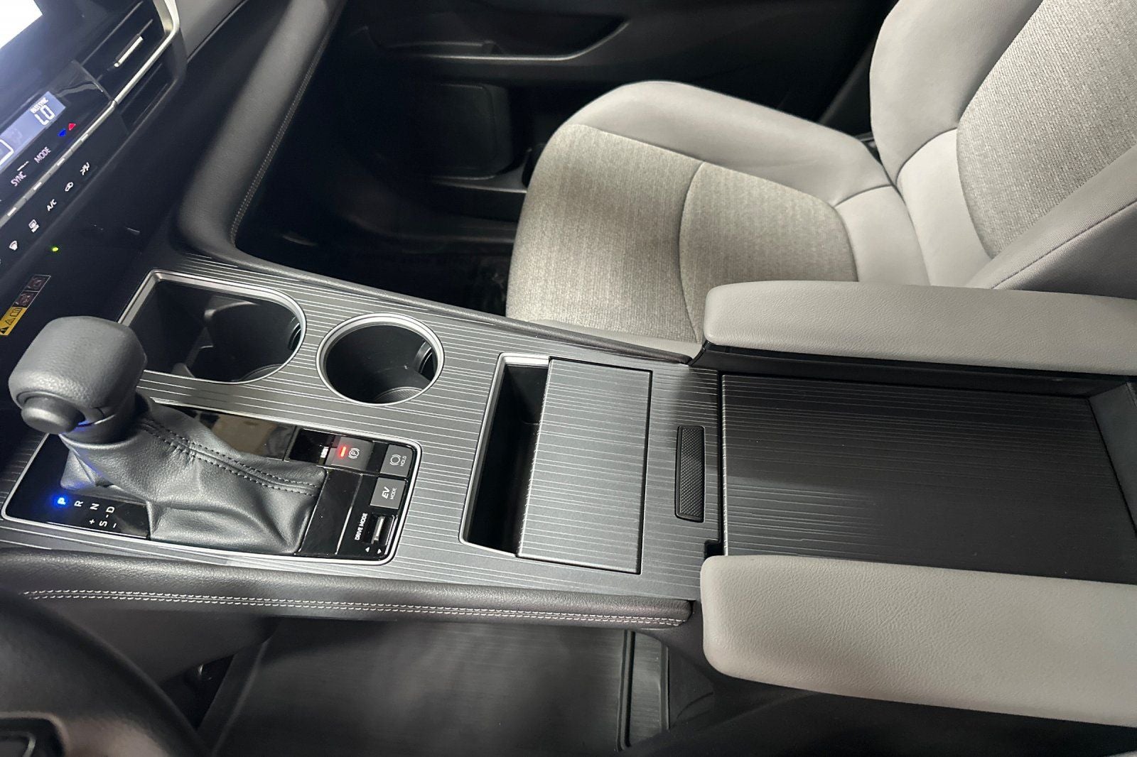 2026 Toyota Sienna LE 8 Passenger