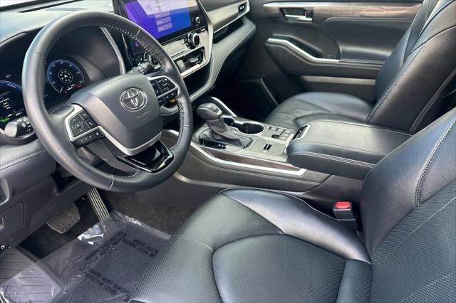 2026 Toyota Highlander Hybrid Limited