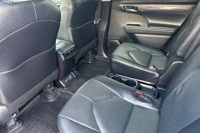 2026 Toyota Highlander Hybrid Limited