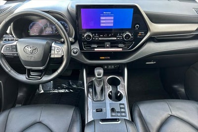 2026 Toyota Highlander Hybrid Limited