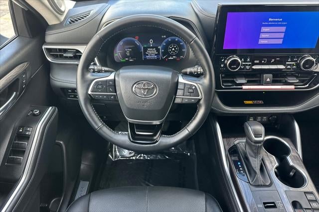 2026 Toyota Highlander Hybrid Limited