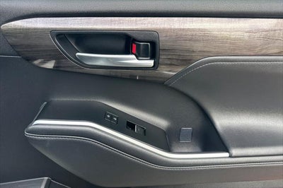 2026 Toyota Highlander Hybrid Limited