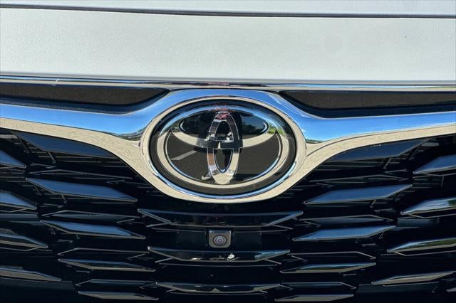 2026 Toyota Highlander Hybrid Limited
