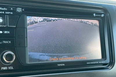 2013 Toyota Sienna XLE 8 Passenger