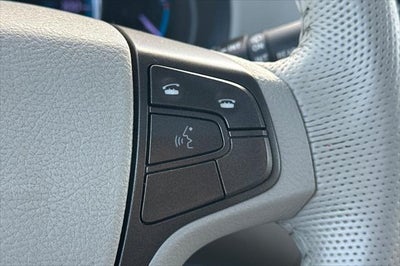 2013 Toyota Sienna XLE 8 Passenger
