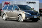 2013 Toyota Sienna XLE 8 Passenger
