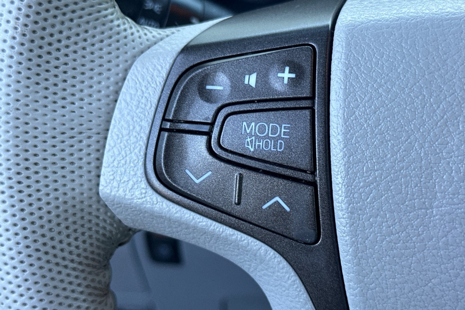 2013 Toyota Sienna XLE 8 Passenger
