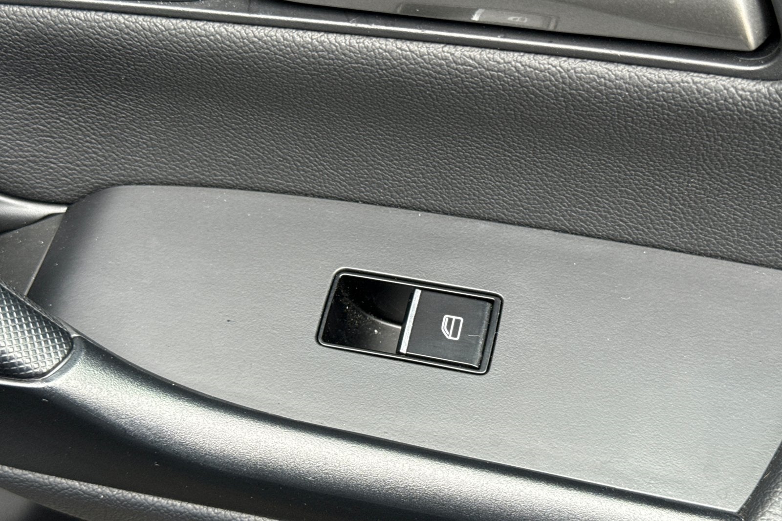 2025 Mazda Mazda CX-50 Hybrid Premium