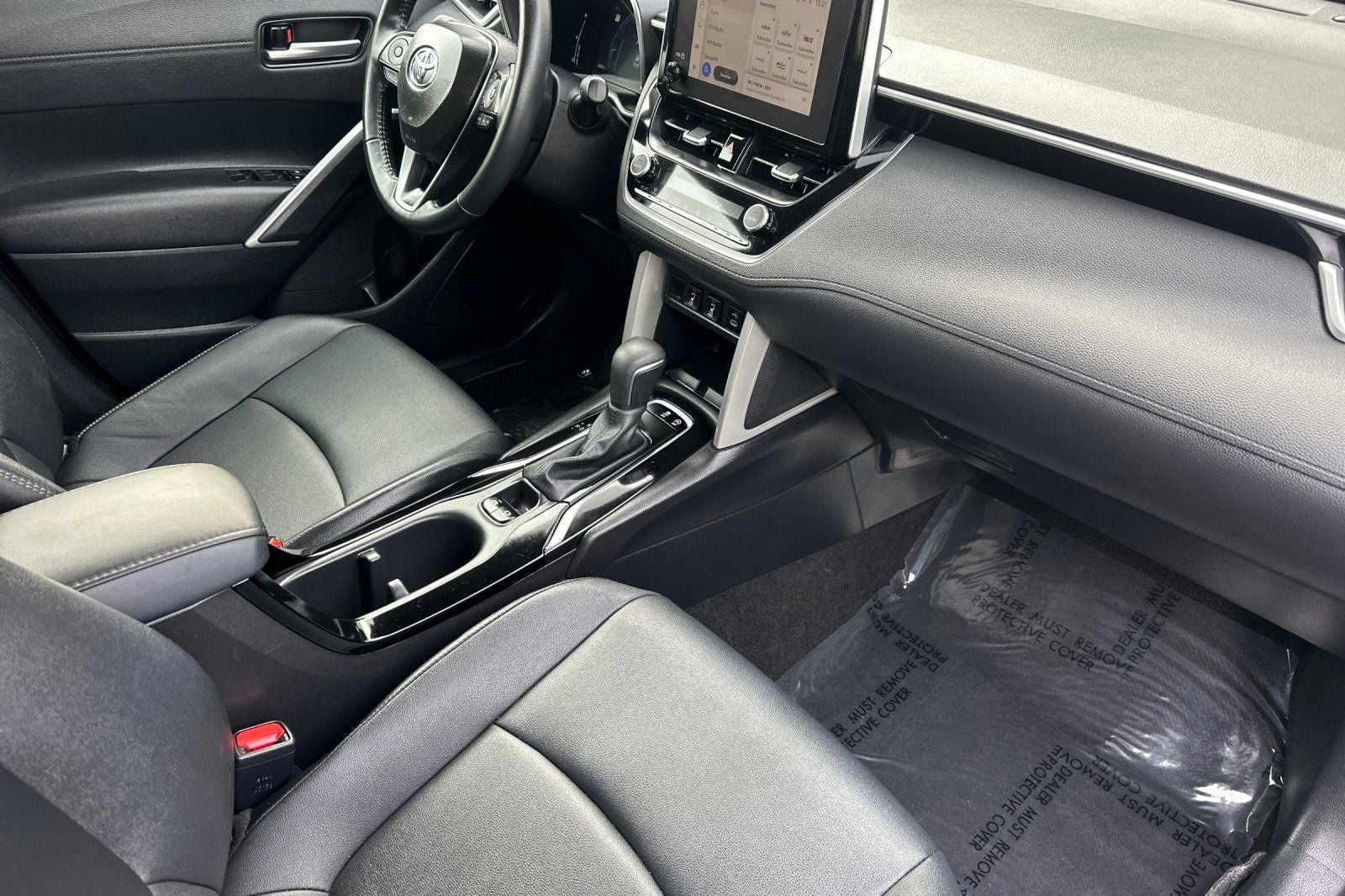 2025 Toyota Corolla Cross XLE