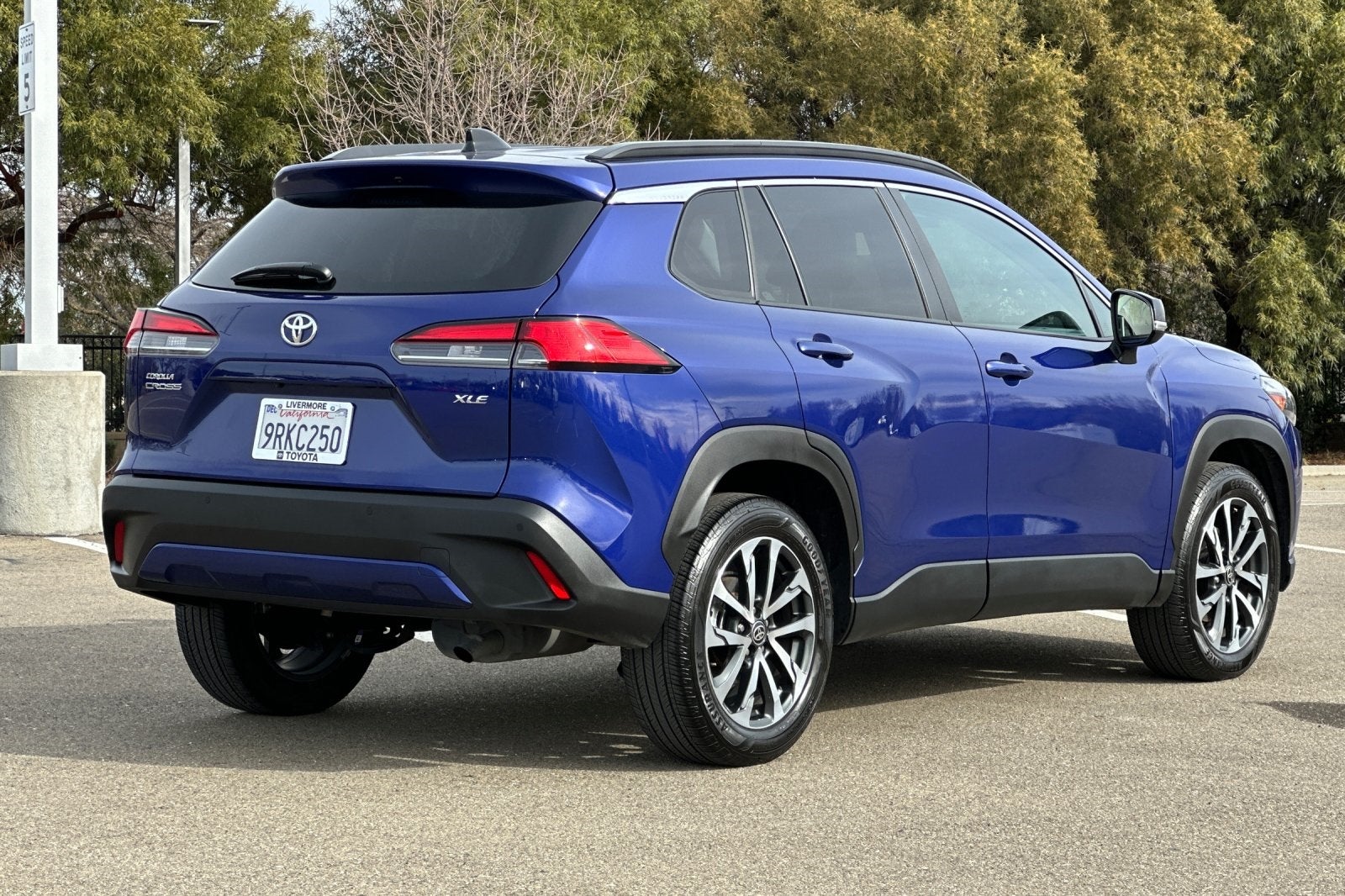 2025 Toyota Corolla Cross XLE