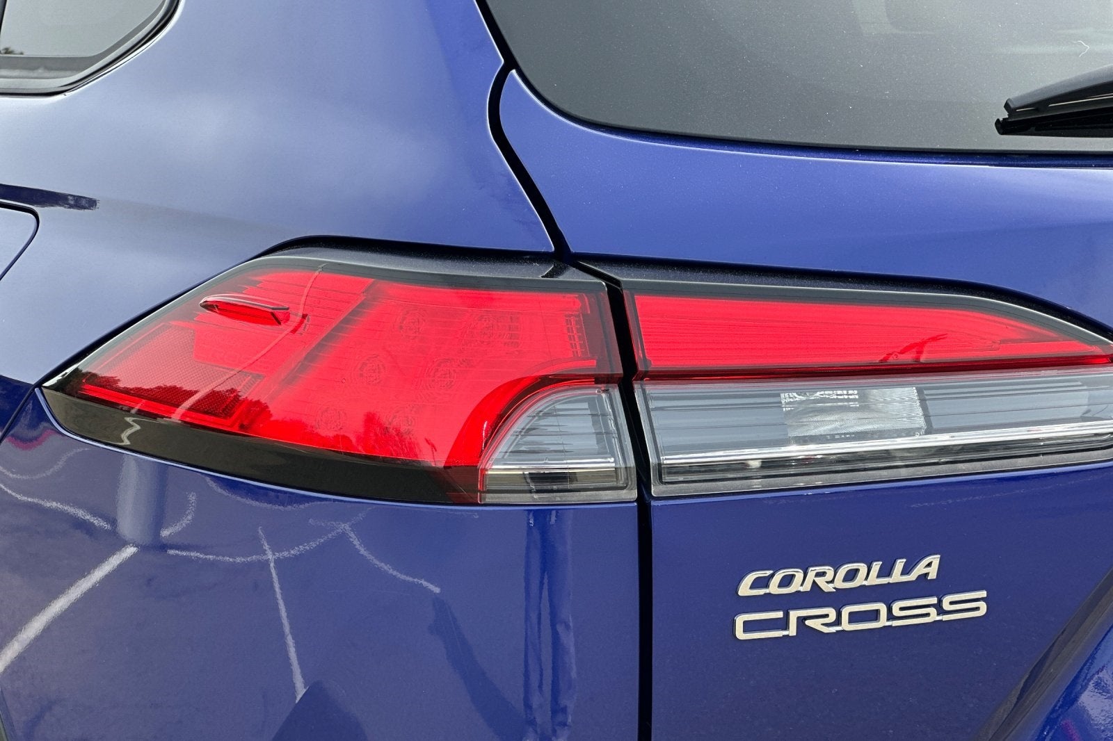 2025 Toyota Corolla Cross XLE