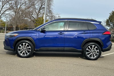 2025 Toyota Corolla Cross XLE