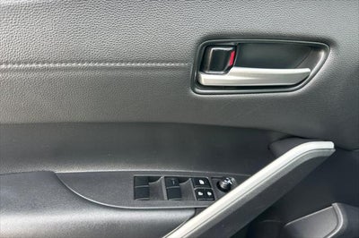 2025 Toyota Corolla Cross XLE