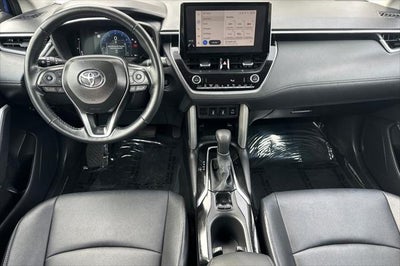 2025 Toyota Corolla Cross XLE