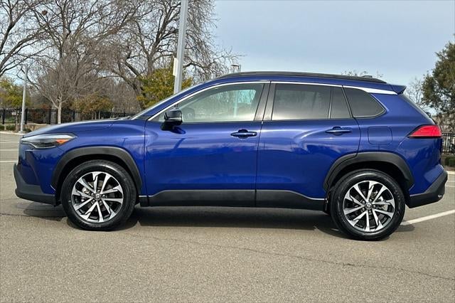 2025 Toyota Corolla Cross XLE