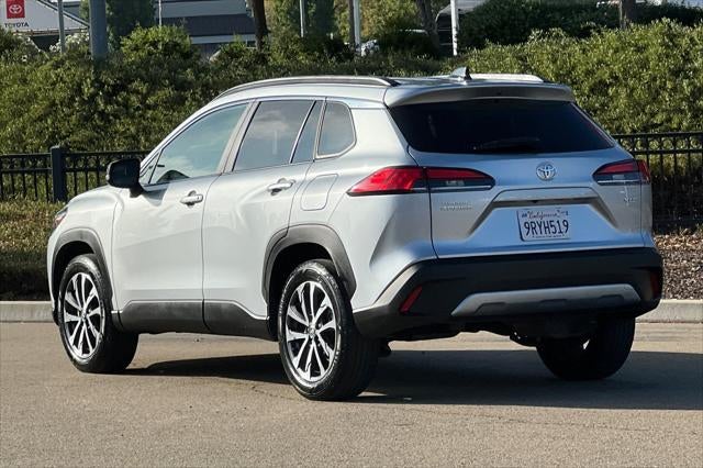 2025 Toyota Corolla Cross XLE