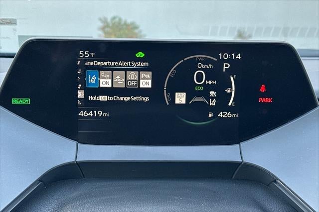 2024 Toyota Prius LE