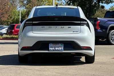 2026 Toyota Prius Plug-In Hybrid SE