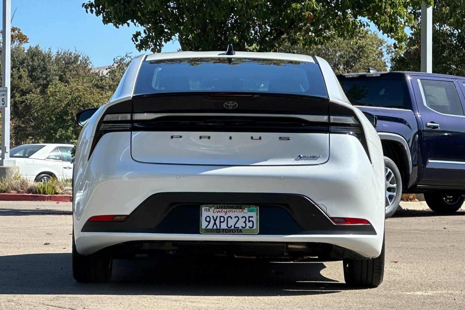 2026 Toyota Prius Plug-In Hybrid SE