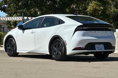 2026 Toyota Prius Plug-In Hybrid SE