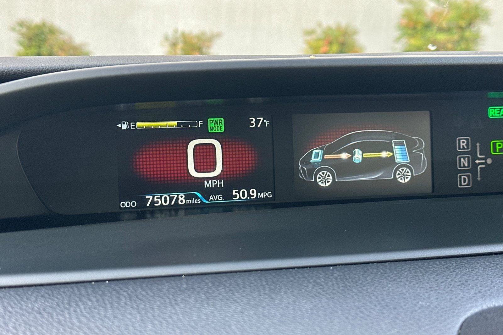 2022 Toyota Prius LE