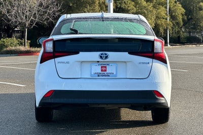 2022 Toyota Prius LE