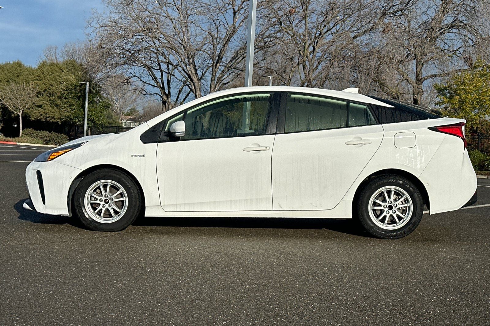 2022 Toyota Prius LE