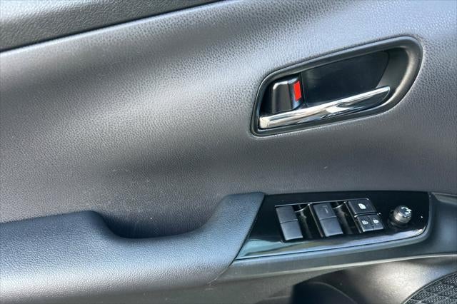 2022 Toyota Prius LE