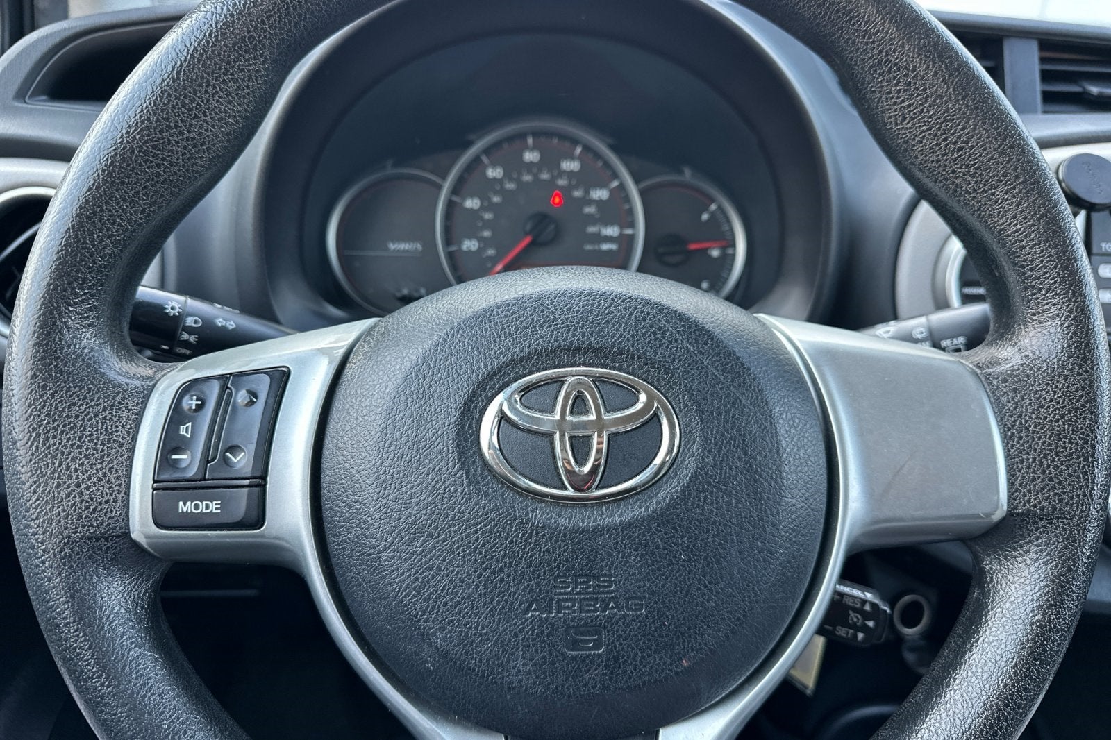 2013 Toyota Yaris LE