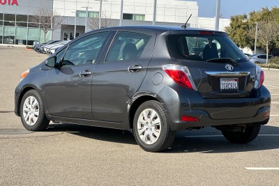 2013 Toyota Yaris LE