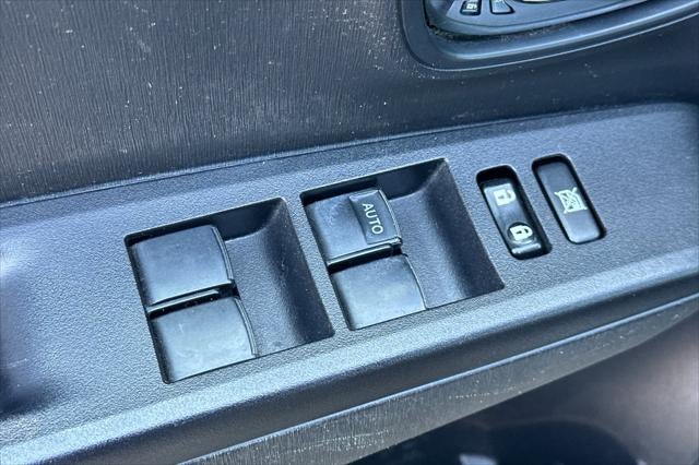 2013 Toyota Yaris LE