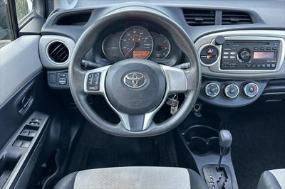 2013 Toyota Yaris LE