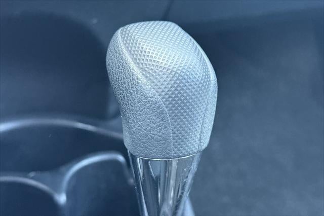 2013 Toyota Yaris LE