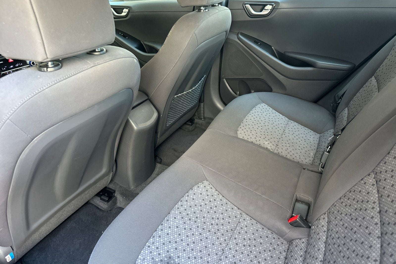 2018 Hyundai Ioniq Hybrid Blue