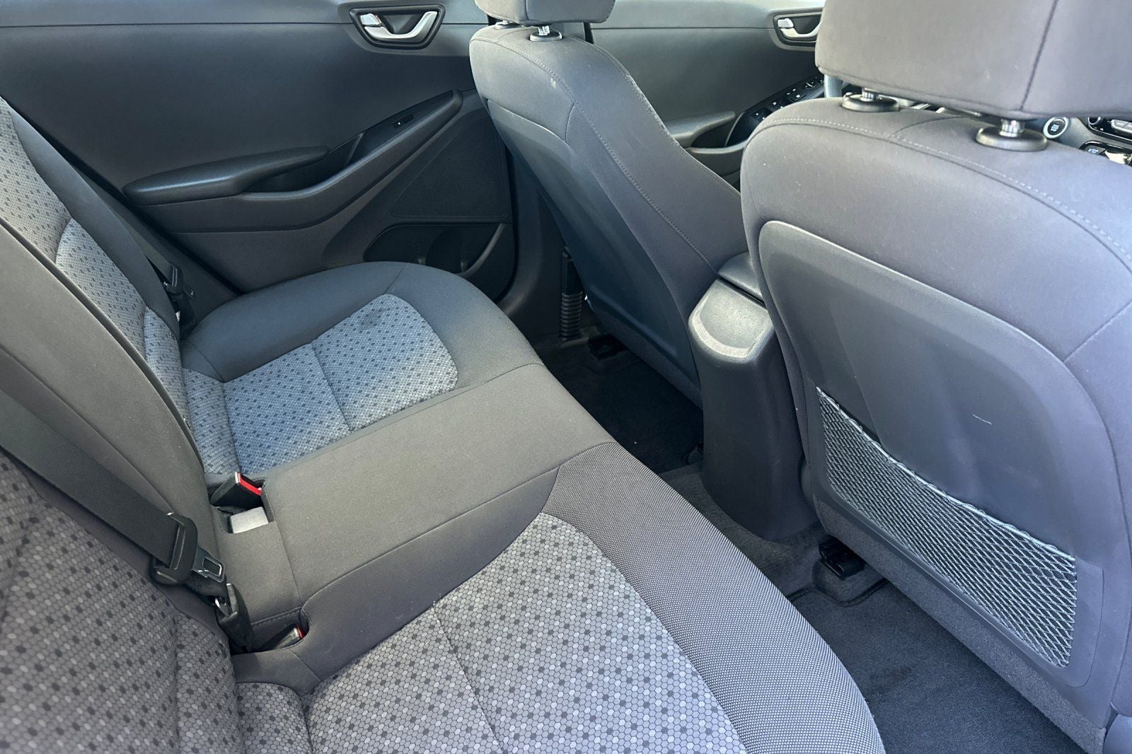 2018 Hyundai Ioniq Hybrid Blue