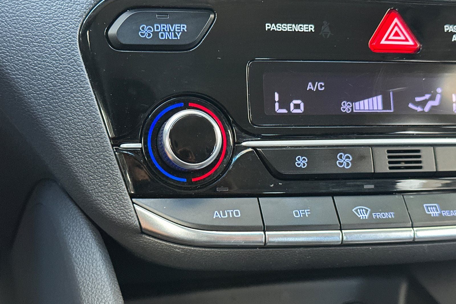 2018 Hyundai Ioniq Hybrid Blue