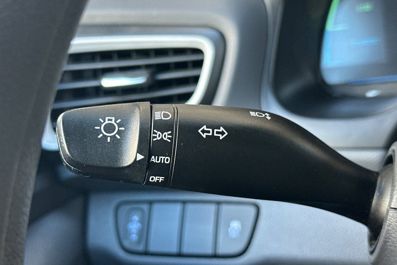 2018 Hyundai Ioniq Hybrid Blue