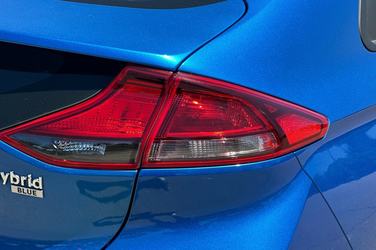 2018 Hyundai Ioniq Hybrid Blue
