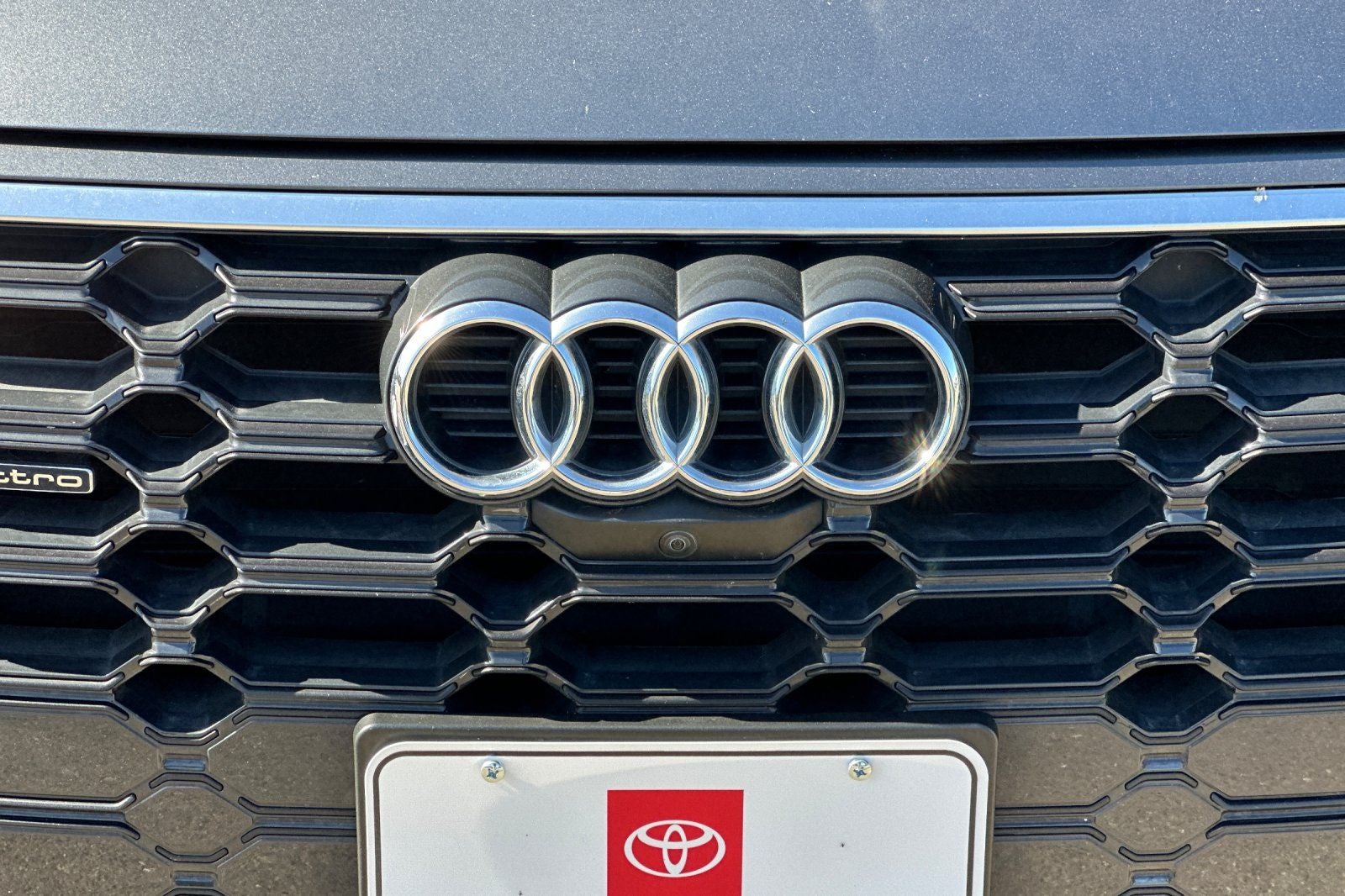 2024 Audi Q5 45 S line Premium quattro