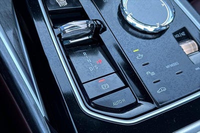 2025 BMW 7 Series 740i