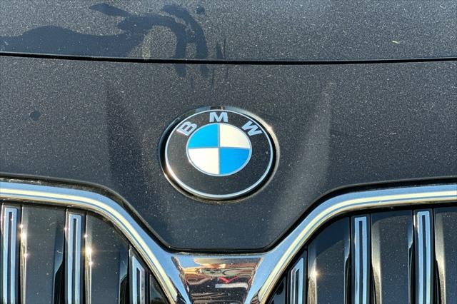 2025 BMW 7 Series 740i
