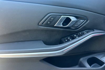 2025 BMW 3 Series 330i xDrive