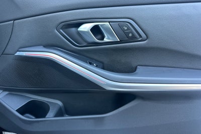2025 BMW 3 Series 330i xDrive