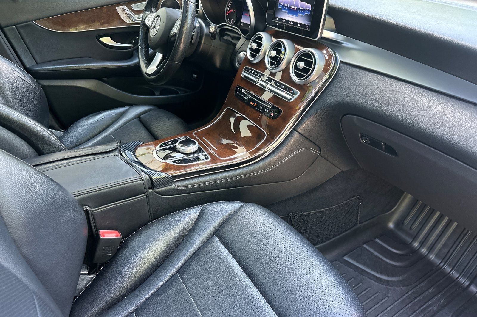 2017 Mercedes-Benz GLC GLC 300