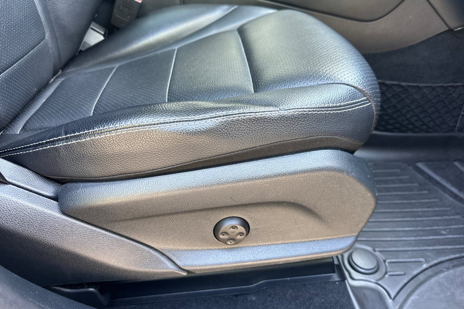 2017 Mercedes-Benz GLC GLC 300